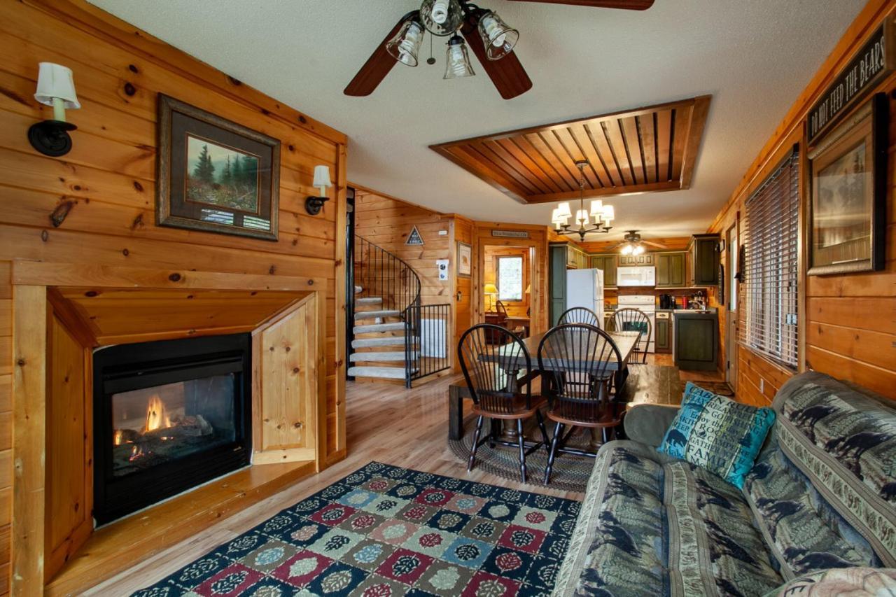 Bear Crossing Mtn View Game Room Gatlinburg Luaran gambar