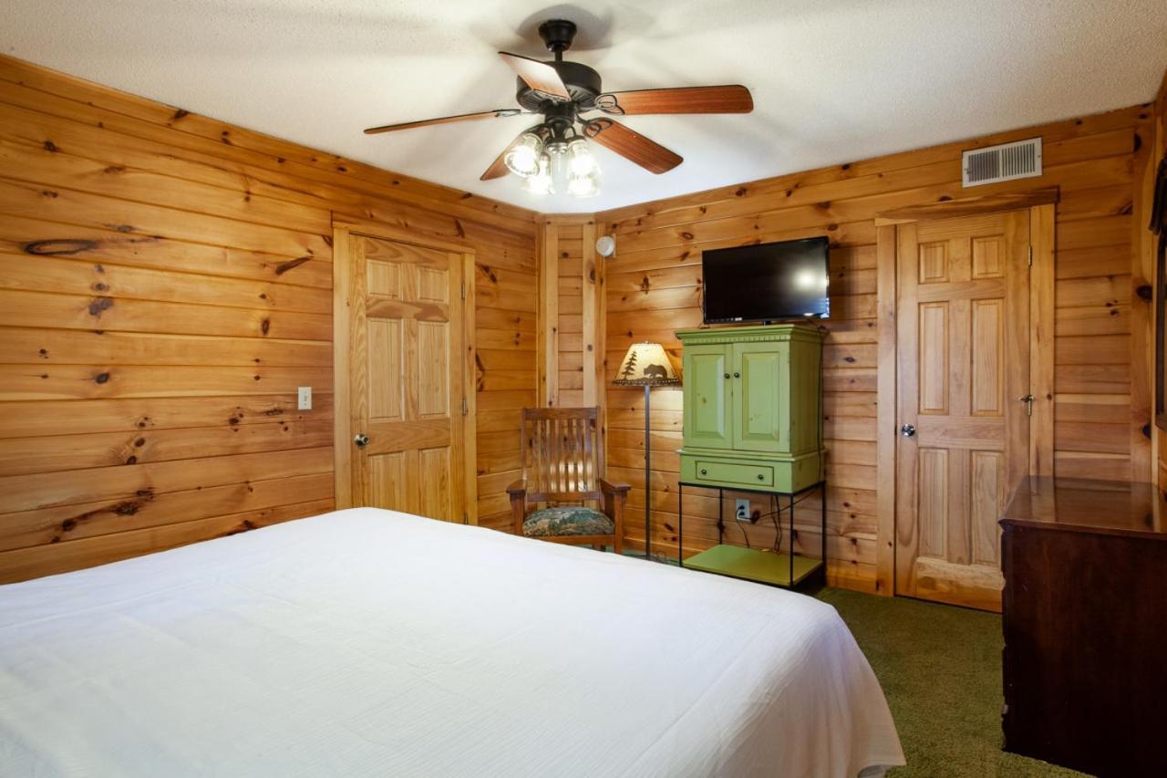 Bear Crossing Mtn View Game Room Gatlinburg Luaran gambar
