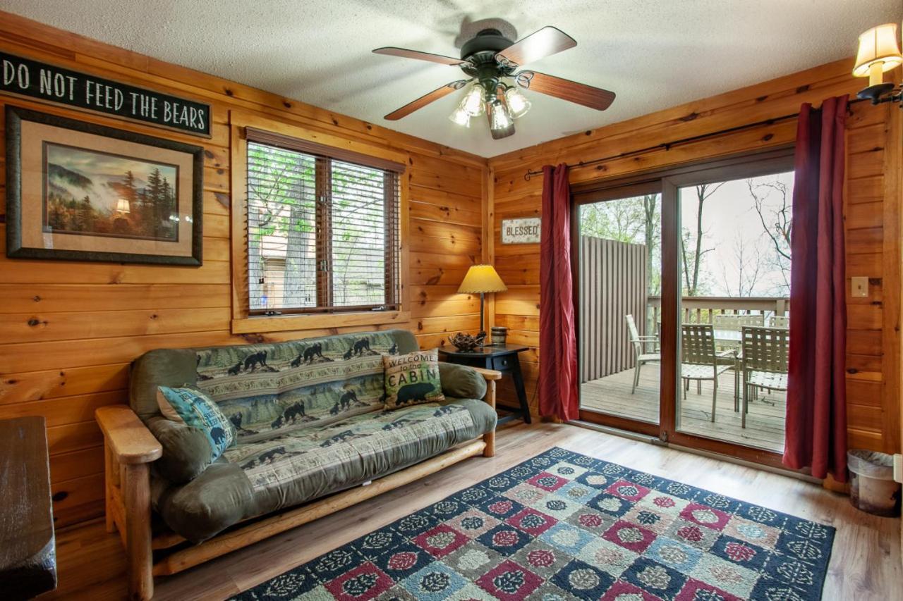 Bear Crossing Mtn View Game Room Gatlinburg Luaran gambar