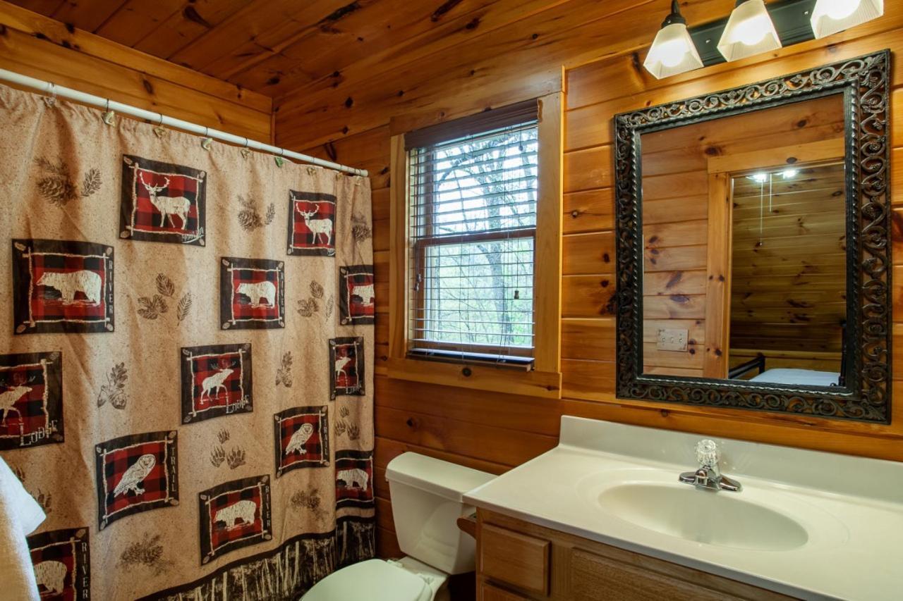 Bear Crossing Mtn View Game Room Gatlinburg Luaran gambar