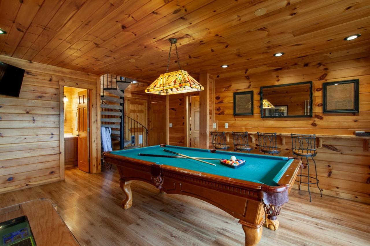 Bear Crossing Mtn View Game Room Gatlinburg Luaran gambar